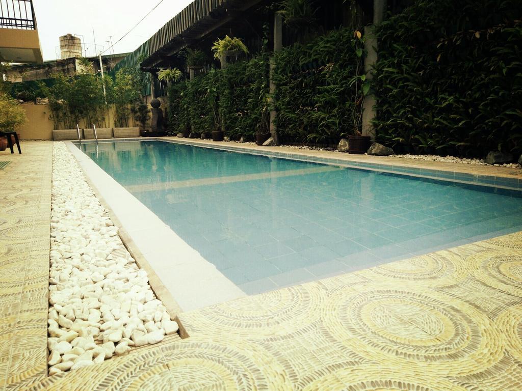 Darvy Suite Muntinlupa City Экстерьер фото